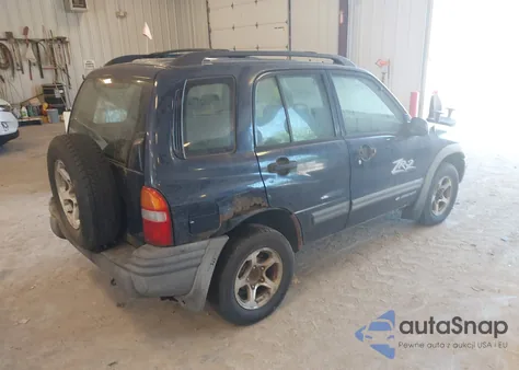 2002 Chevrolet Tracker Hard Top Zr2 из США, поврежденный, VIN 2CNBJ734X26952345
